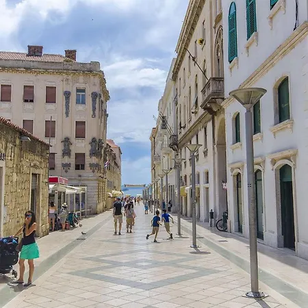Taida * Split